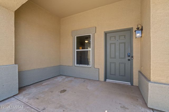 13368 E Almond Crest Drive, Vail, AZ 85641