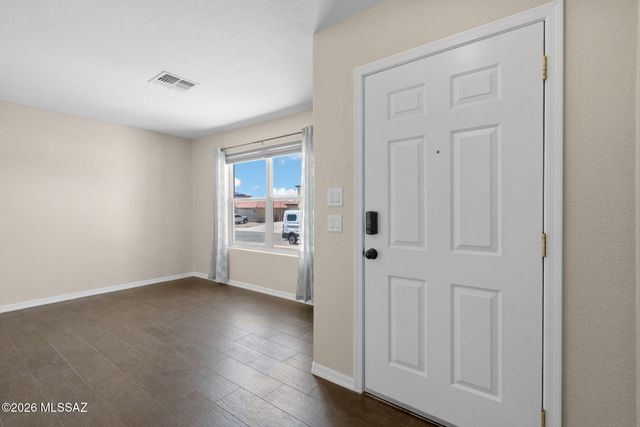 13368 E Almond Crest Drive, Vail, AZ 85641