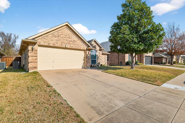 8257 Edgepoint Trail, Fort Worth, TX 76053