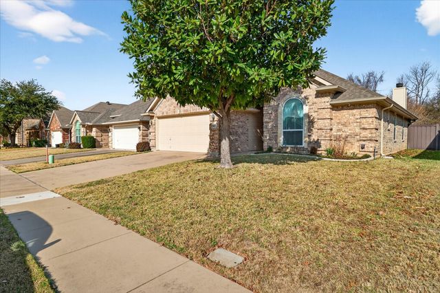 8257 Edgepoint Trail, Fort Worth, TX 76053