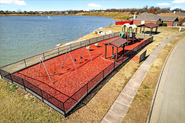 8257 Edgepoint Trail, Fort Worth, TX 76053