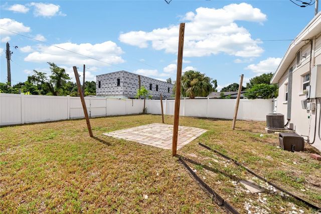 1714 55TH STREET S, Gulfport, FL 33707