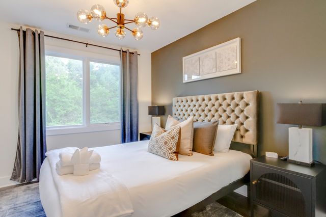 2134 9th Ave, N, Nashville, TN 37208