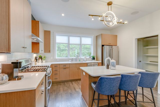 2134 9th Ave, N, Nashville, TN 37208