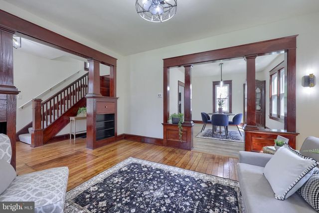 631 S BROAD ST, Lititz, PA 17543