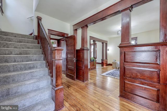 631 S BROAD ST, Lititz, PA 17543
