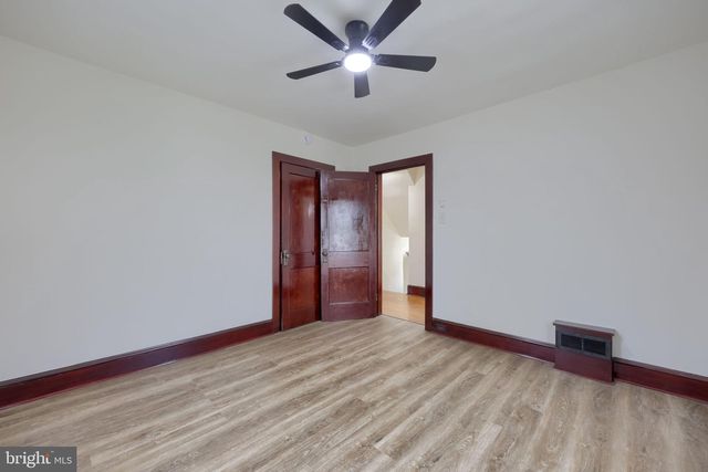 631 S BROAD ST, Lititz, PA 17543