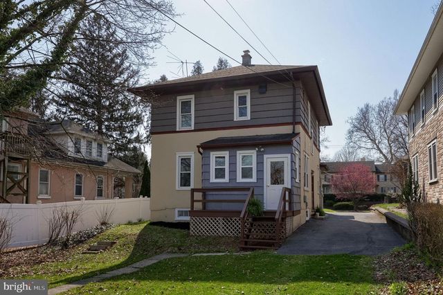 631 S BROAD ST, Lititz, PA 17543
