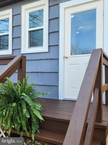 631 S BROAD ST, Lititz, PA 17543