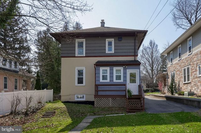 631 S BROAD ST, Lititz, PA 17543