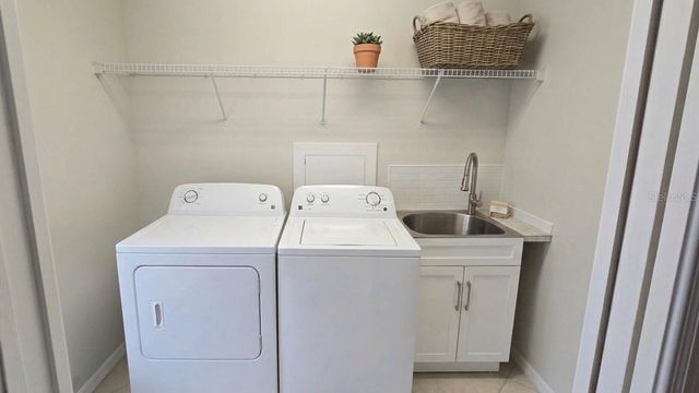 219 HUNT STREET, Clermont, FL 34711