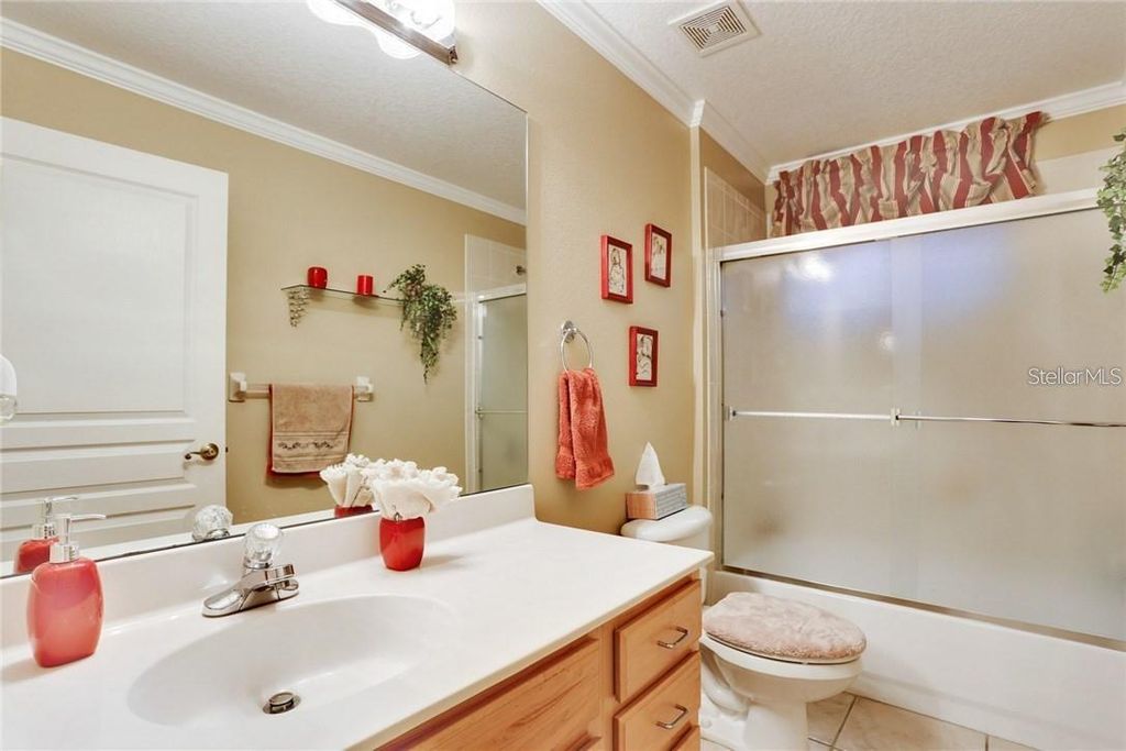 Image 16 of property listing at 6020 CATLIN DRIVE, Tampa, FL 33647