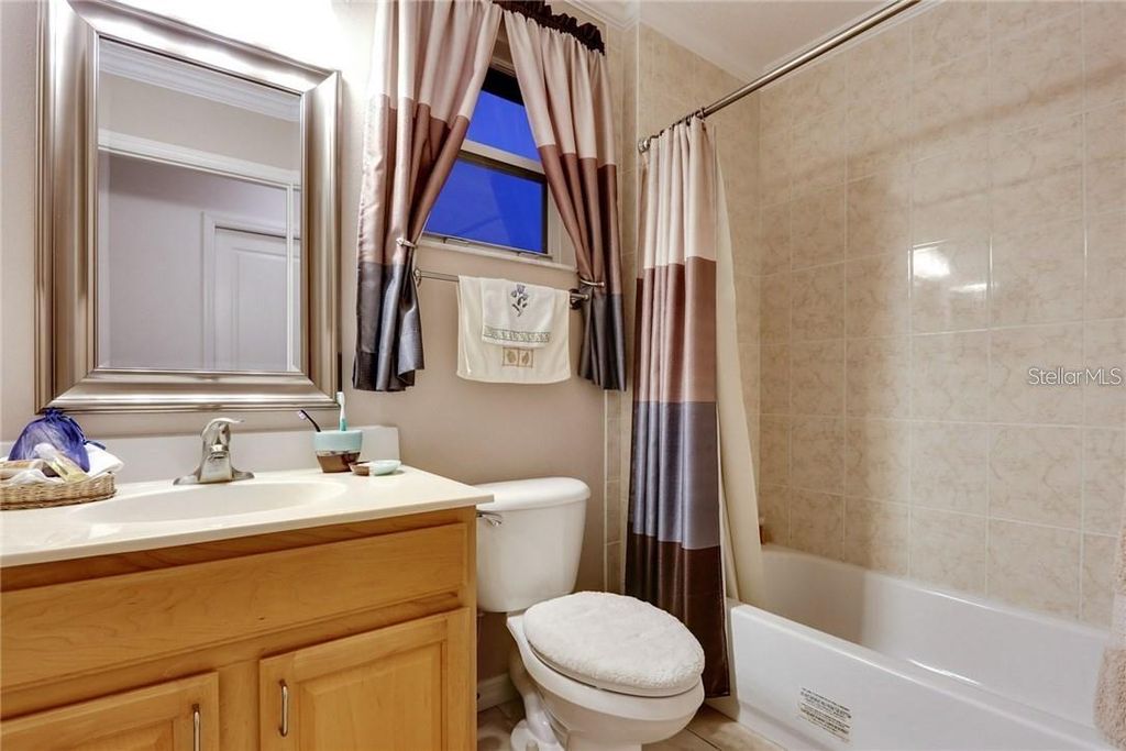 Image 32 of property listing at 6020 CATLIN DRIVE, Tampa, FL 33647