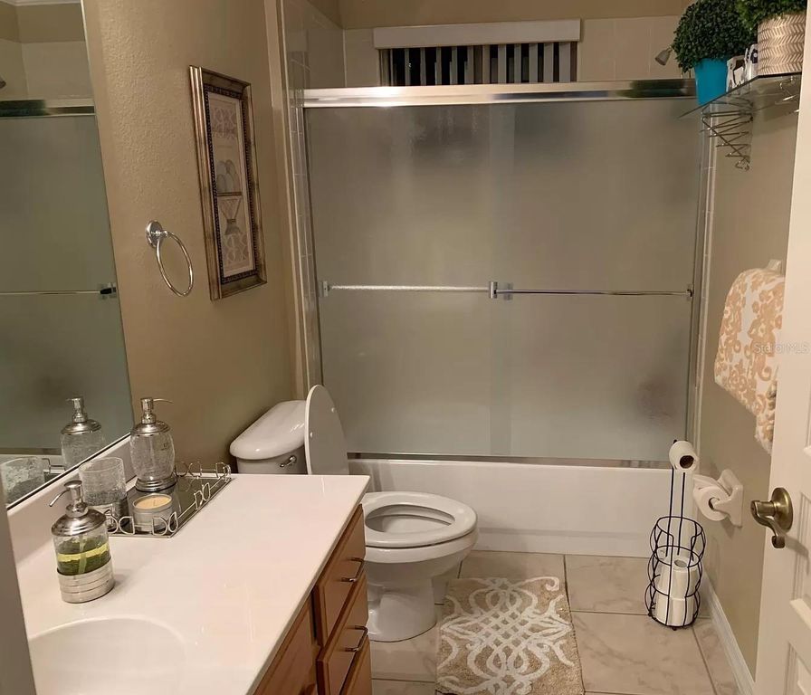 Image 36 of property listing at 6020 CATLIN DRIVE, Tampa, FL 33647