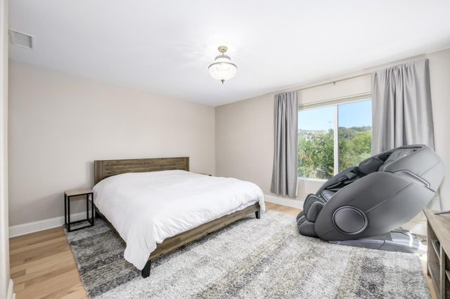 612 Plum Creek Ct, Folsom, CA 95630