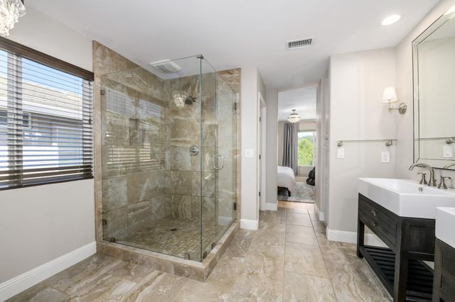 612 Plum Creek Ct, Folsom, CA 95630