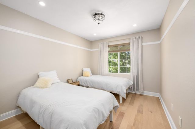612 Plum Creek Ct, Folsom, CA 95630