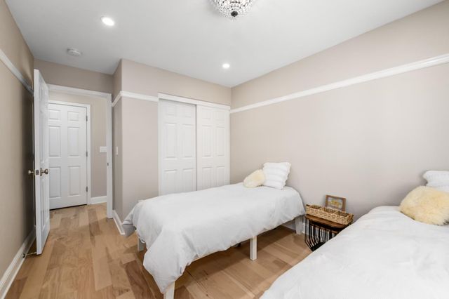 612 Plum Creek Ct, Folsom, CA 95630