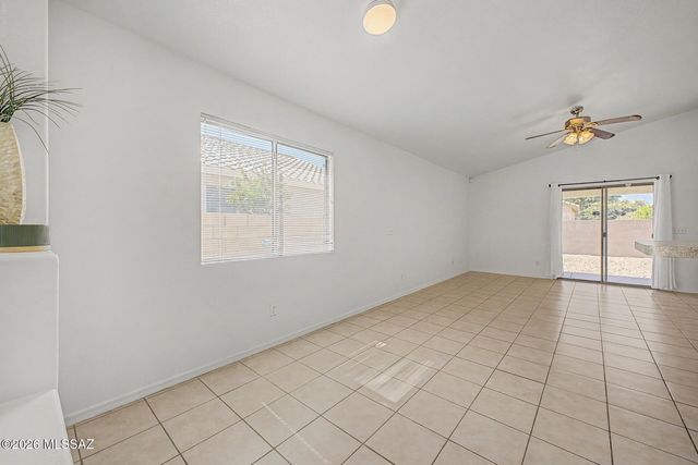 10486 E Dusky Willow Drive, Tucson, AZ 85747