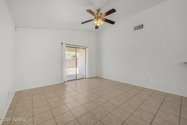10486 E Dusky Willow Drive, Tucson, AZ 85747
