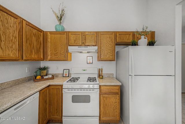 10486 E Dusky Willow Drive, Tucson, AZ 85747