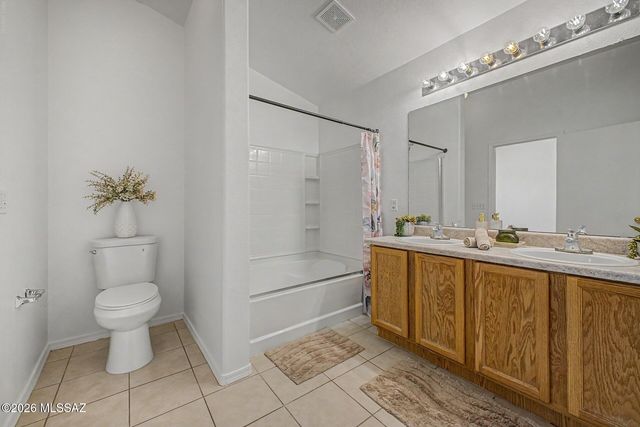 10486 E Dusky Willow Drive, Tucson, AZ 85747
