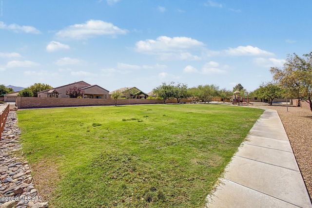 10486 E Dusky Willow Drive, Tucson, AZ 85747