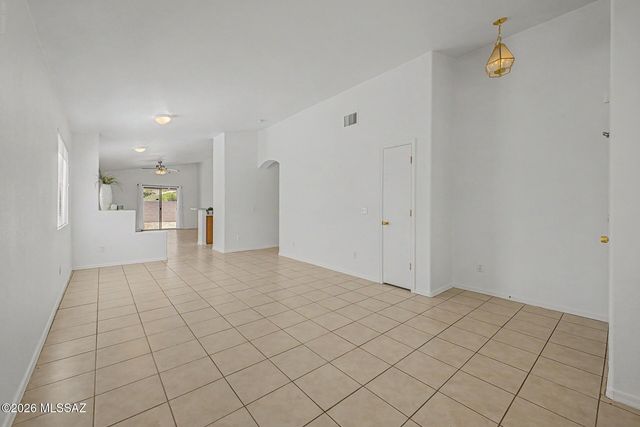 10486 E Dusky Willow Drive, Tucson, AZ 85747