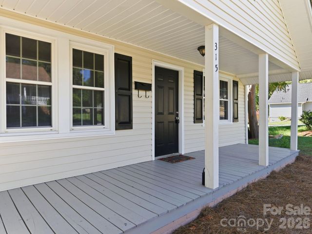 315 S Rose Avenue, Kannapolis, NC 28083
