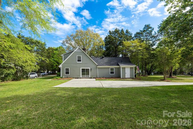 7456 Crowflock Court, Charlotte, NC 28226