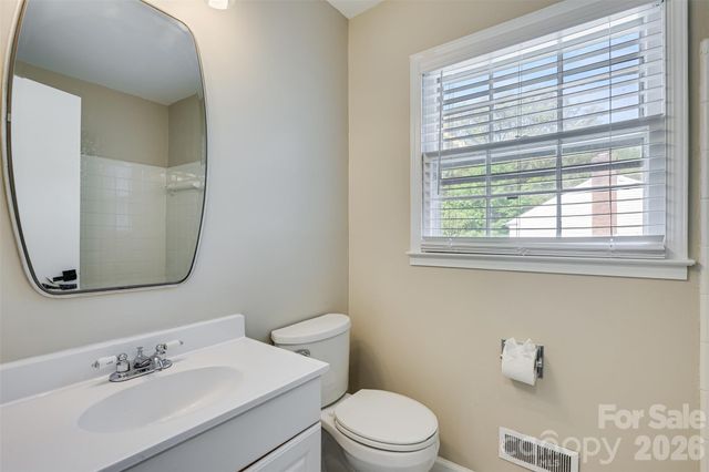 7456 Crowflock Court, Charlotte, NC 28226