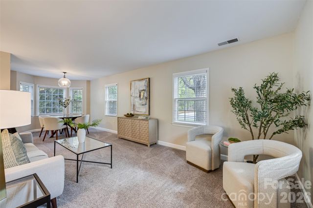 7456 Crowflock Court, Charlotte, NC 28226