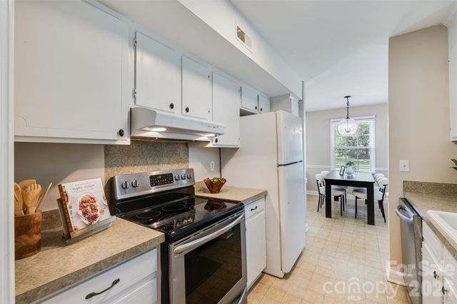 7456 Crowflock Court, Charlotte, NC 28226