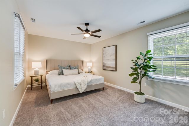 7456 Crowflock Court, Charlotte, NC 28226