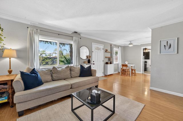 648 Q St, Rio Linda, CA 95673