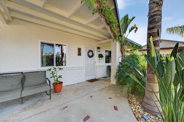 648 Q St, Rio Linda, CA 95673