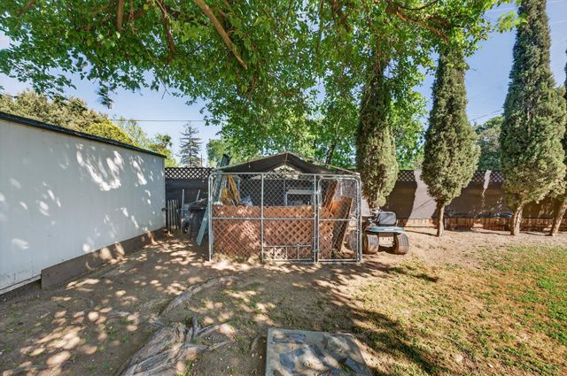 648 Q St, Rio Linda, CA 95673