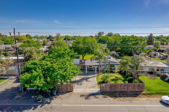 648 Q St, Rio Linda, CA 95673