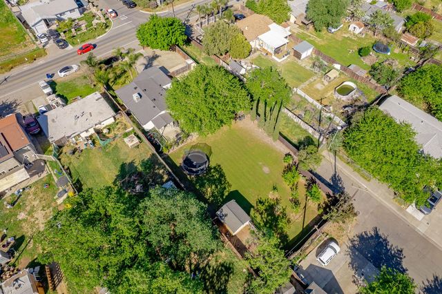 648 Q St, Rio Linda, CA 95673