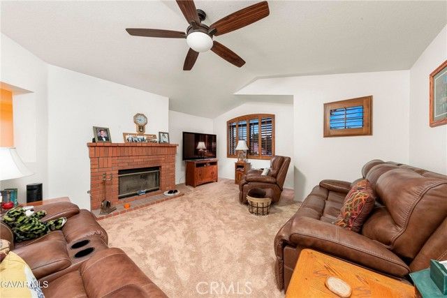 5619 W Avenue L4, Lancaster, CA 93536