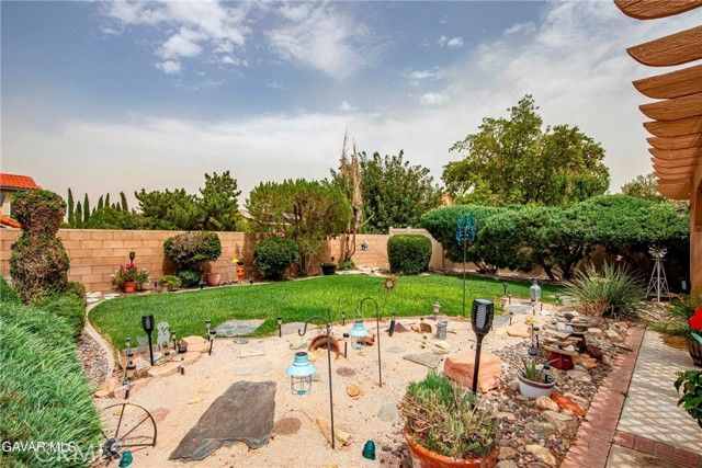 5619 W Avenue L4, Lancaster, CA 93536