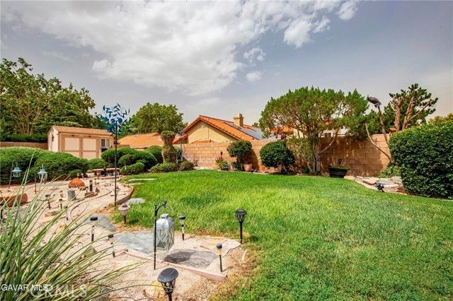 5619 W Avenue L4, Lancaster, CA 93536