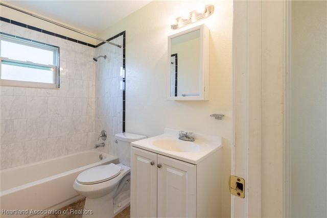 1314 Denise Avenue, Sebring, FL 33870