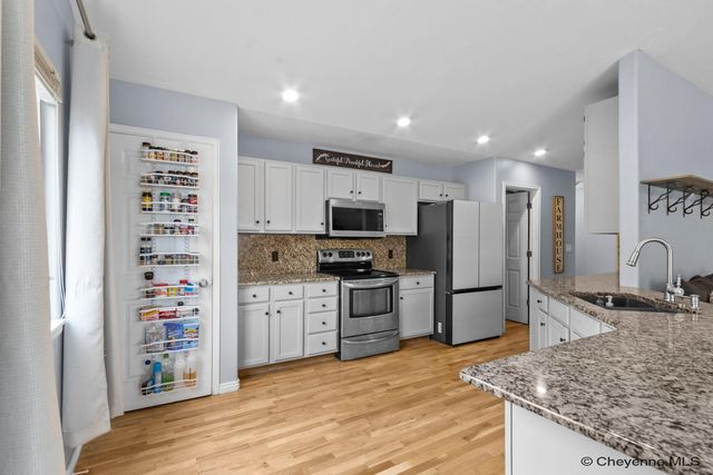 5709 KENNEDY DR, Cheyenne, WY 82001