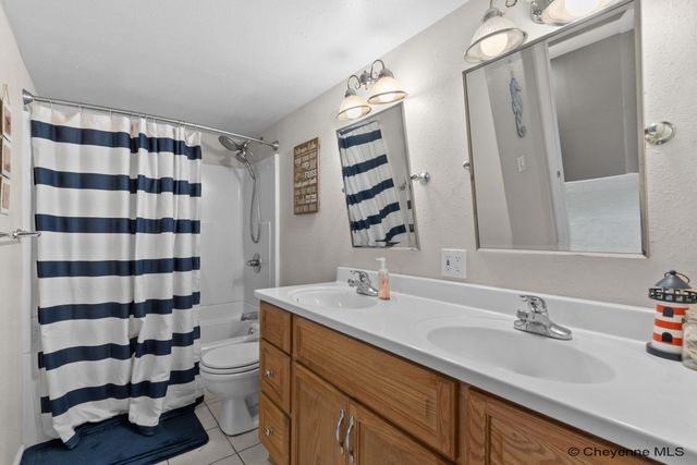 5709 KENNEDY DR, Cheyenne, WY 82001