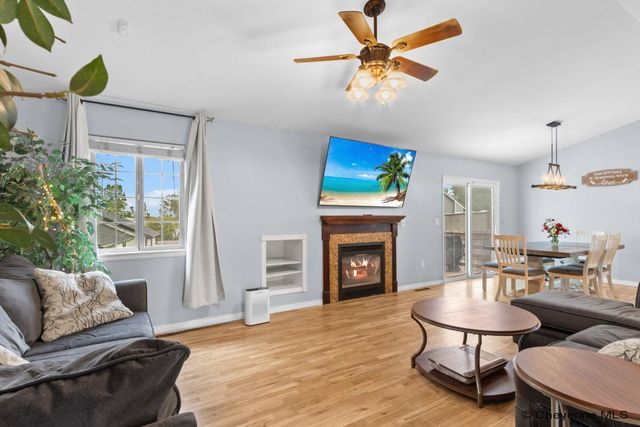 5709 KENNEDY DR, Cheyenne, WY 82001