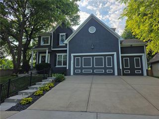 200 Shoreline Drive, Louisburg, KS 66053