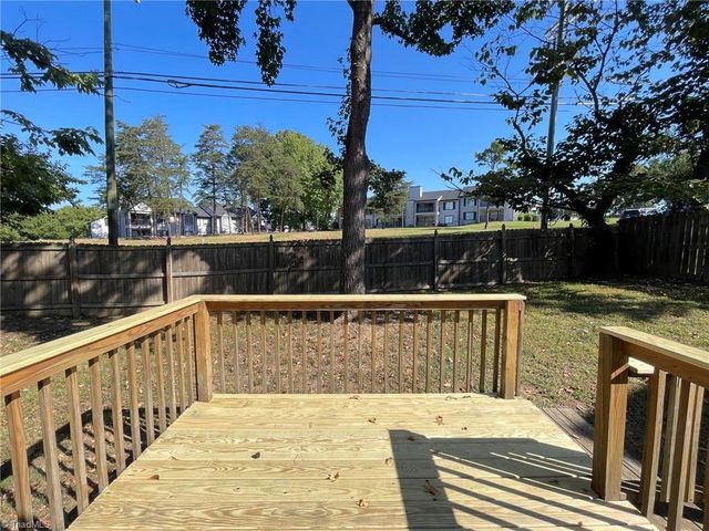 3 Planters Wood Trail, Greensboro, NC 27407