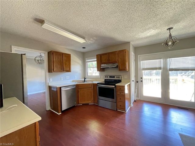 3 Planters Wood Trail, Greensboro, NC 27407