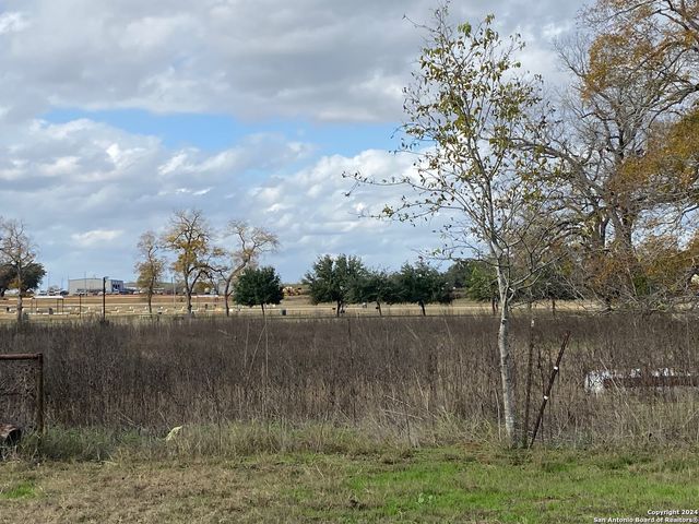 1003 JACKSON ST, Stockdale, TX 78160